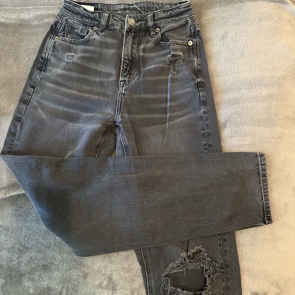 American Eagle Outfitters Black Distressed Jeans - Picture 2 of 3